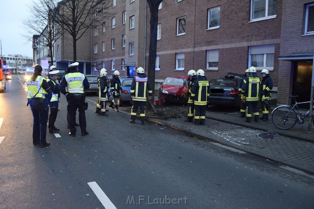 VU Koeln Porz Mitte Hauptstr P125.JPG - Miklos Laubert